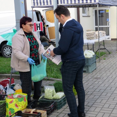 Przedstawiciele Nowej Lewicy w Nowym Mieście n/Pilicą [targowisko]